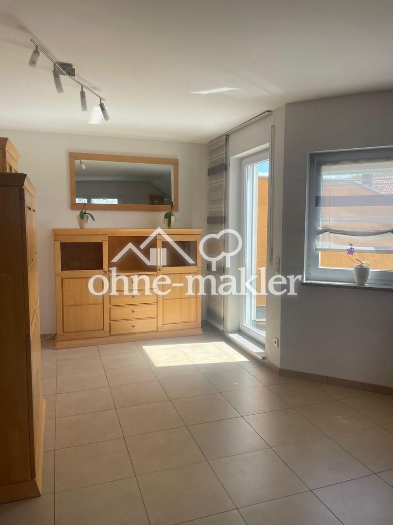 2-Zimmer Dachgeschosswohnung Ingolstadt-Etting 65 m² mit TG + Dachterasse - Foto 1
