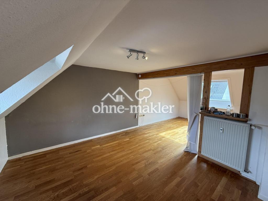 Dachgeschosswohnung in super Lage mit kleiner Oase, Gemeinschaftsgarten - Foto 1