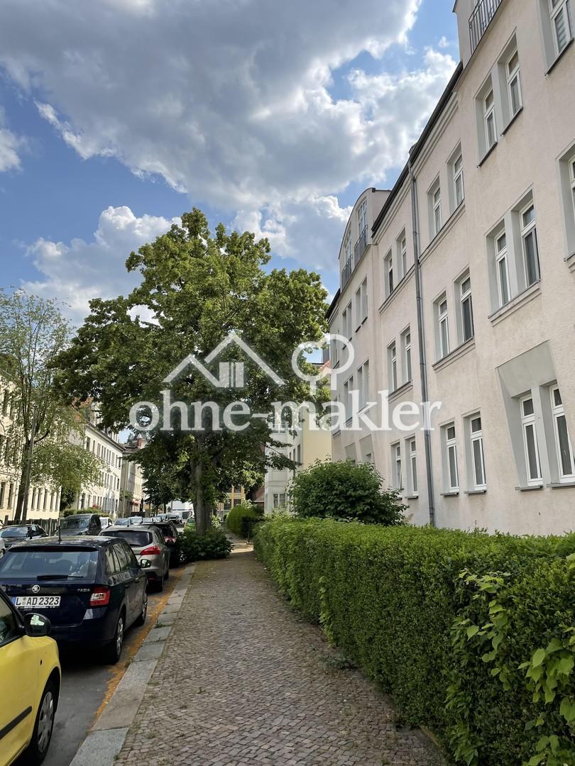 Frisch renovierte 3 Raum Wohnung, neue EBK, Stellplatz, grüne Lage, perfekter Grundriss - Foto 2