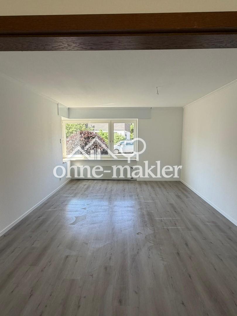 Schöne und ruhige 2-Zimmer Wohnung mit Gäste-WC und Bad inklusive Balkon auf 98m² - Foto 1
