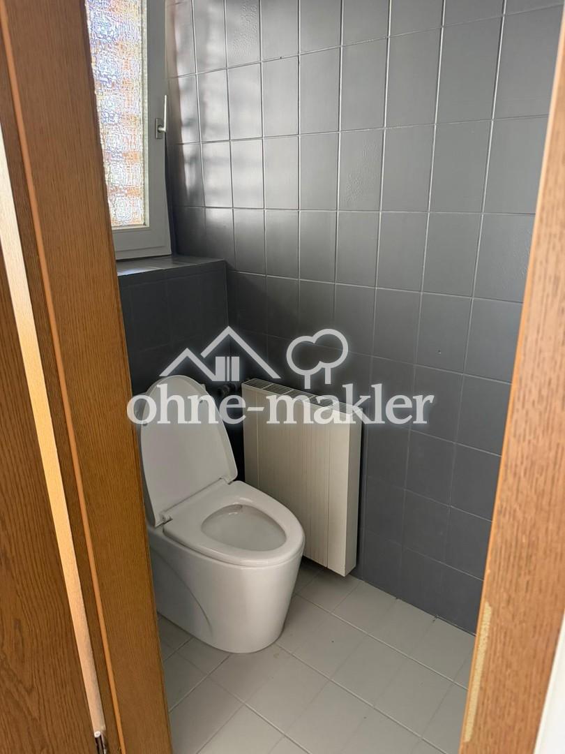 Schöne und ruhige 2-Zimmer Wohnung mit Gäste-WC und Bad inklusive Balkon auf 98m² - Foto 5