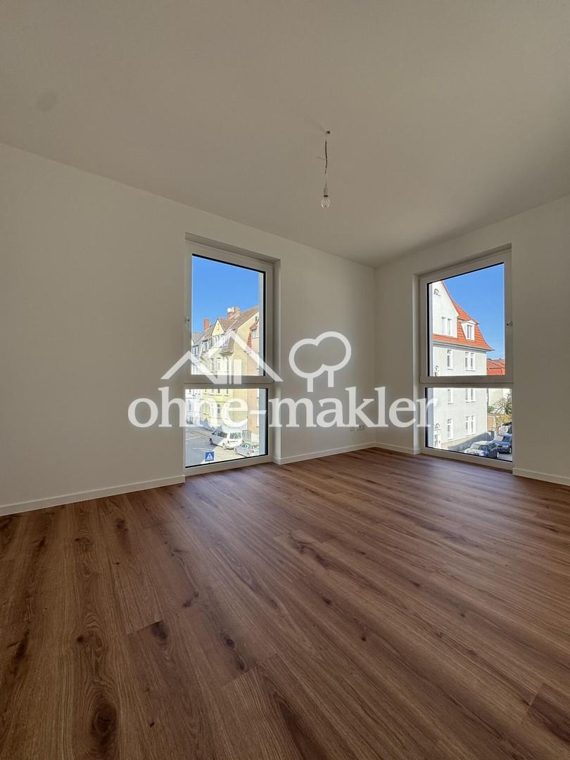 Barrierefreie & energieeffiziente KfW-40-Wohnung mit Stellplatz - Photo 1