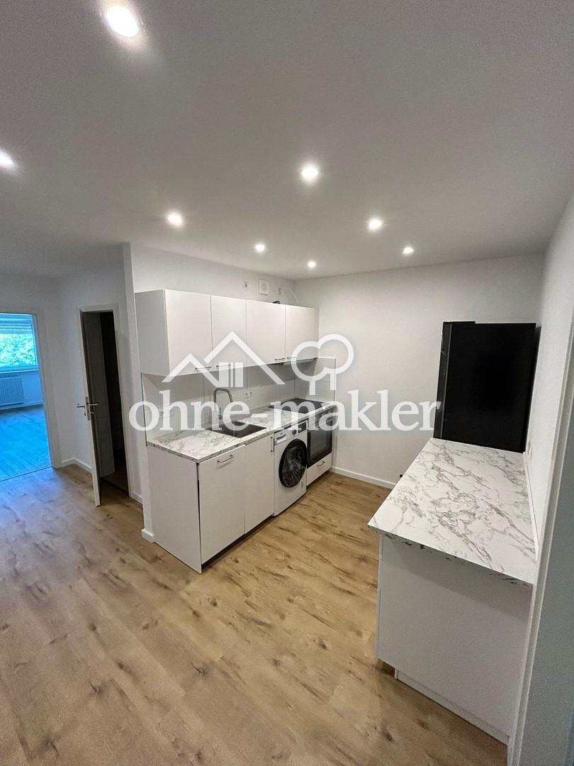 Neu sanierte 3 Zimmer Wohnung mit Bad, Küche und Balkon - Photo 3