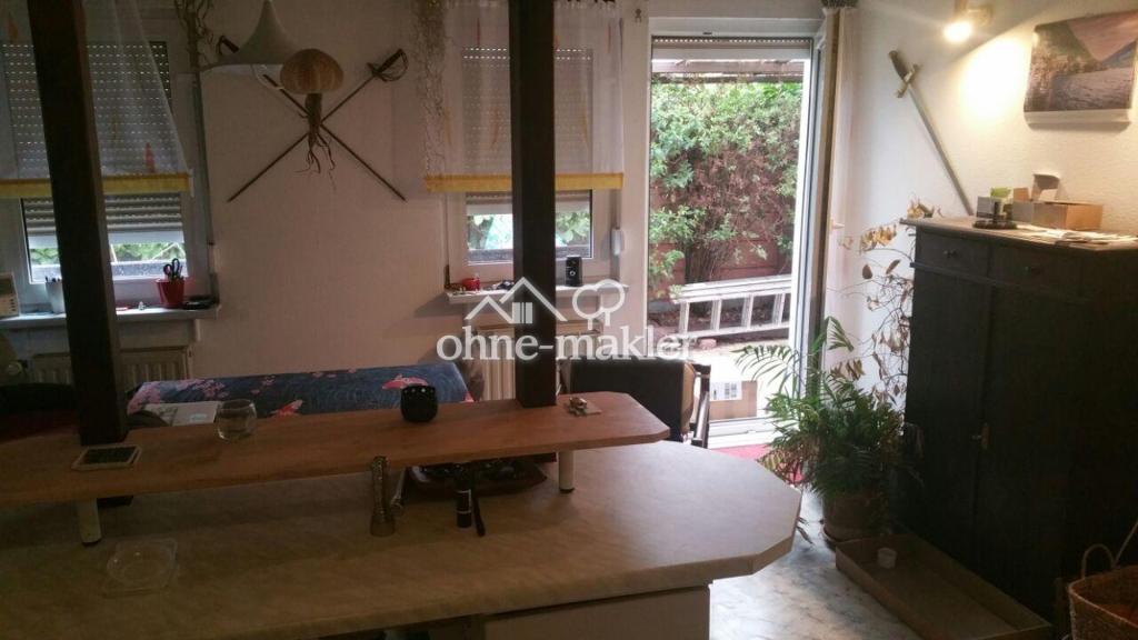 Erdgeschoßwohnung im EFH/ZFH mit Terasse/Garten - Photo 1