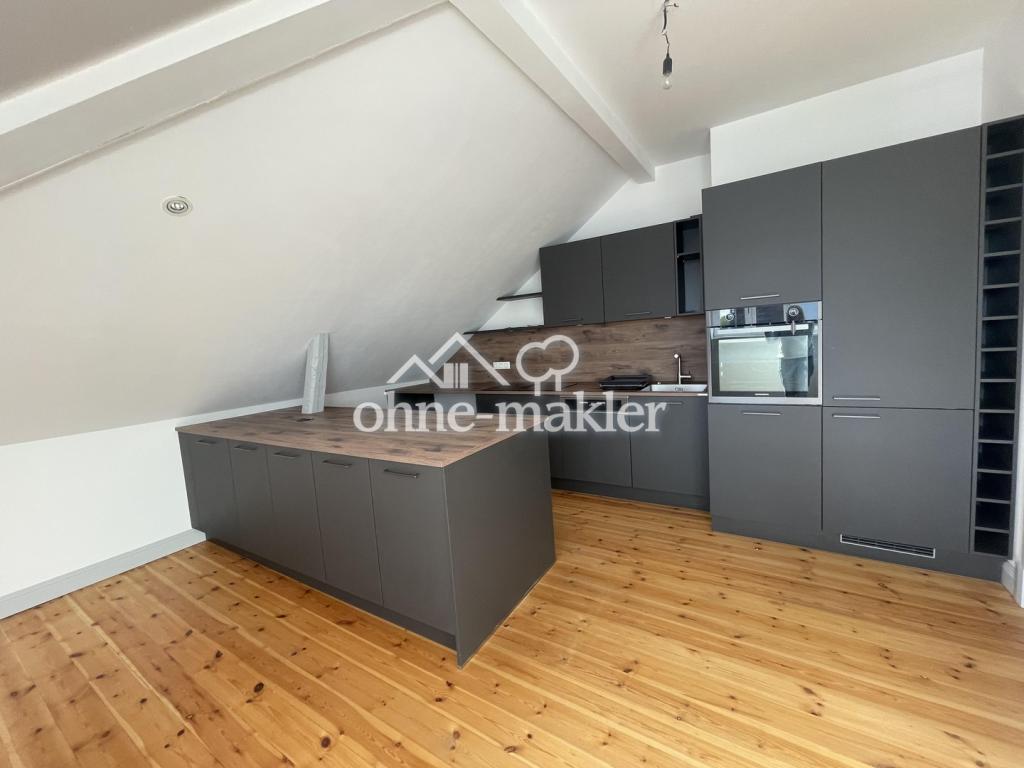Renovierte Dachgeschoss Wohnung mit Stadtparkblick - Foto 2