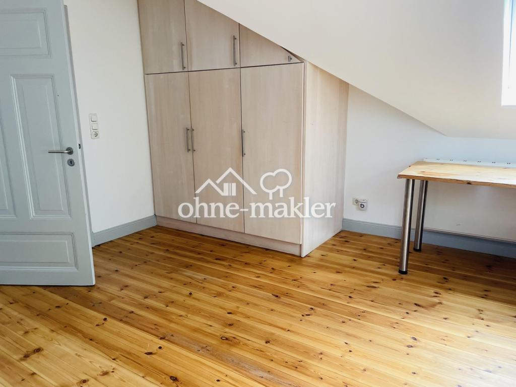 Renovierte Dachgeschoss Wohnung mit Stadtparkblick - Foto 5