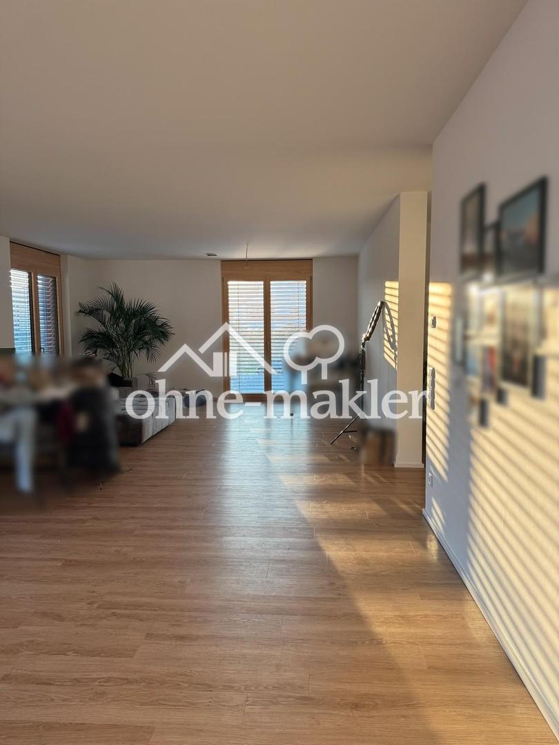 3 Zimmer, zentral, hell, Dachterrasse im 1. OG im Ärztehaus Bad Schussenried - Photo 2