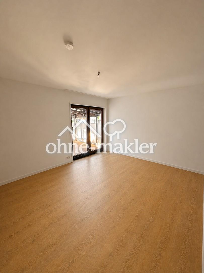 Sanierte 3-Zimmer-Gartenwohnung mit Einbauküche, Terrasse, Privatgarten - Foto 4