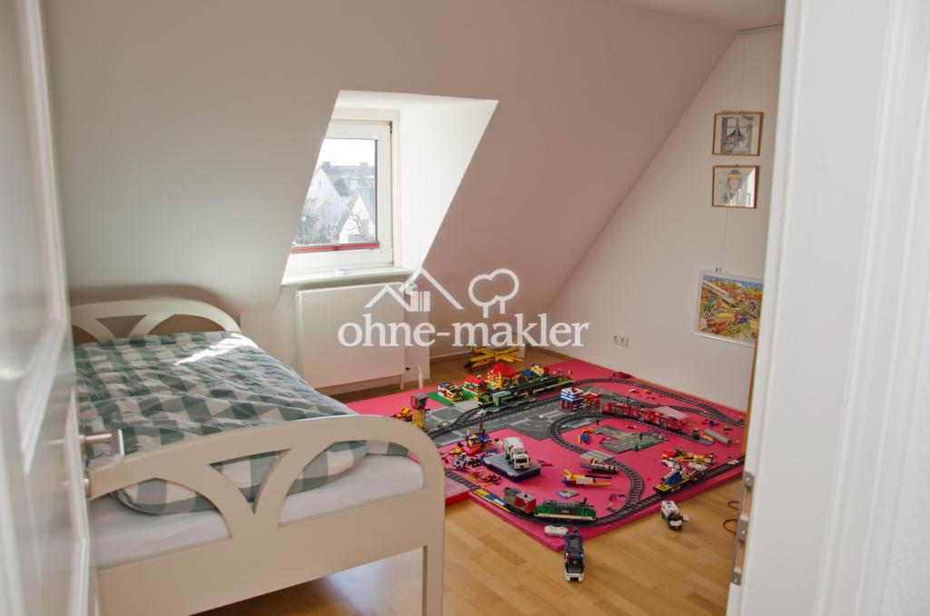 Sanierte Altbau-Maisonettewohnung mit Garten im Herzen von Wilhelmshöhe - Photo 3