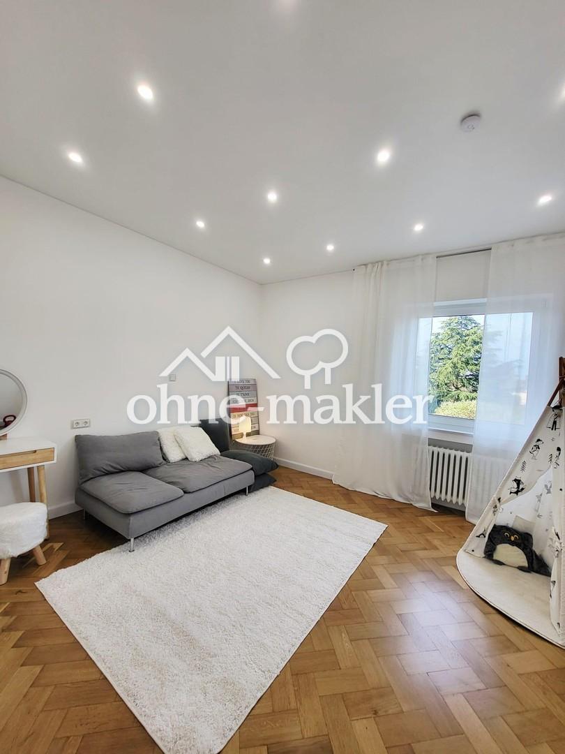 Teilmöbillierte gehoben ausgestattete 3 Zi. Wohnung in Bestlage - Foto 2