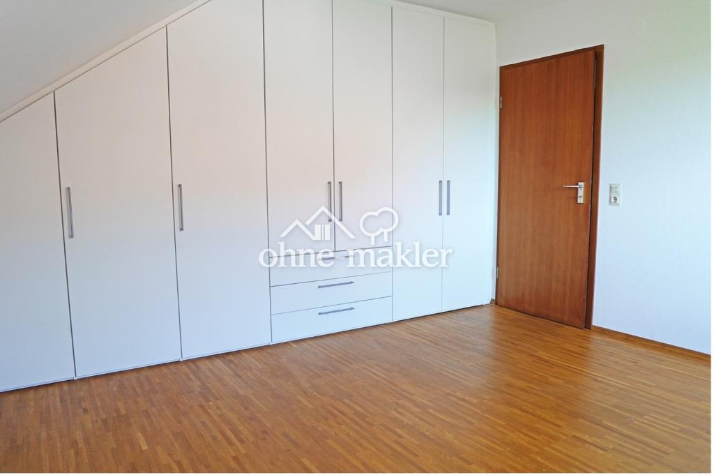 3-Zimmer-Dachgeschosswohnung mit Gartenanteil und Stellplatz an 1-2 Personen - Foto 1