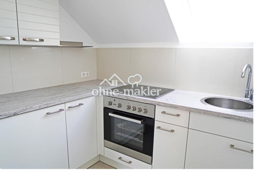 3-Zimmer-Dachgeschosswohnung mit Gartenanteil und Stellplatz an 1-2 Personen - Foto 2