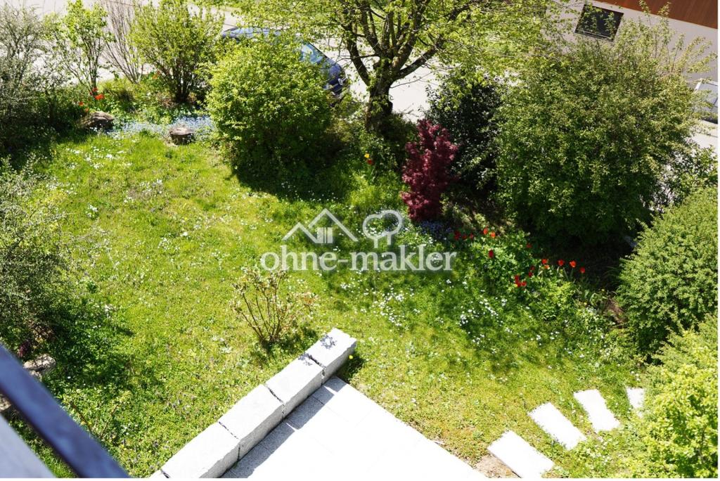 3-Zimmer-Dachgeschosswohnung mit Gartenanteil und Stellplatz an 1-2 Personen - Foto 5