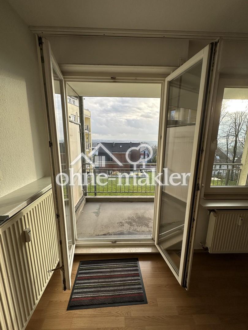 Zentrumsnahe 2-Zimmer-Wohnung mit Balkon und Tiefgaragenstellplatz - Photo 4