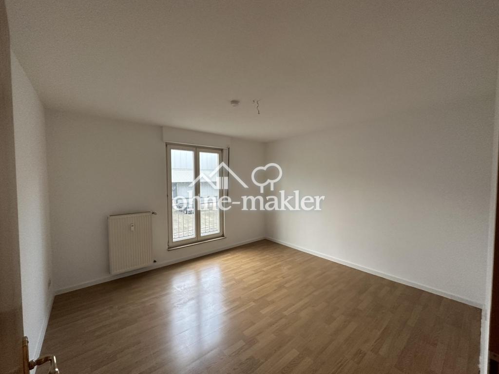 Zentrumsnahe 2-Zimmer-Wohnung mit Balkon und Tiefgaragenstellplatz - Photo 1