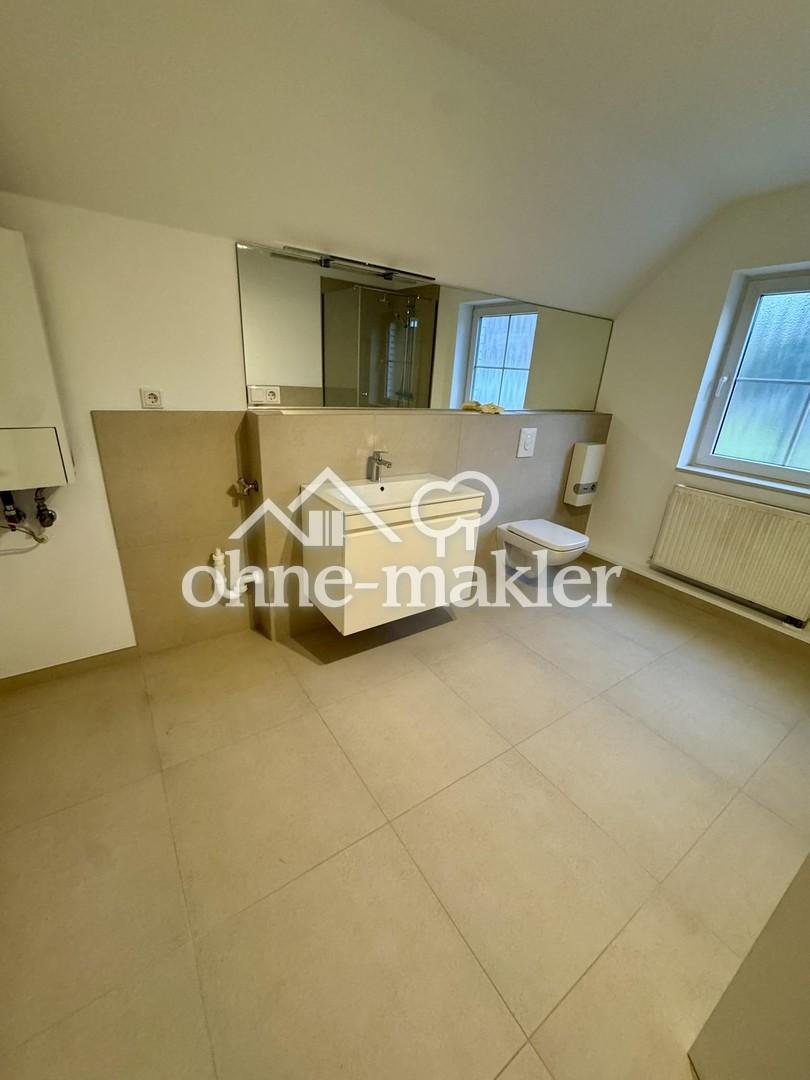 Exklusives Wohnen am See – kernsanierte 2,5-Zimmer-DG-Wohnung mit Seeblick - Photo 5