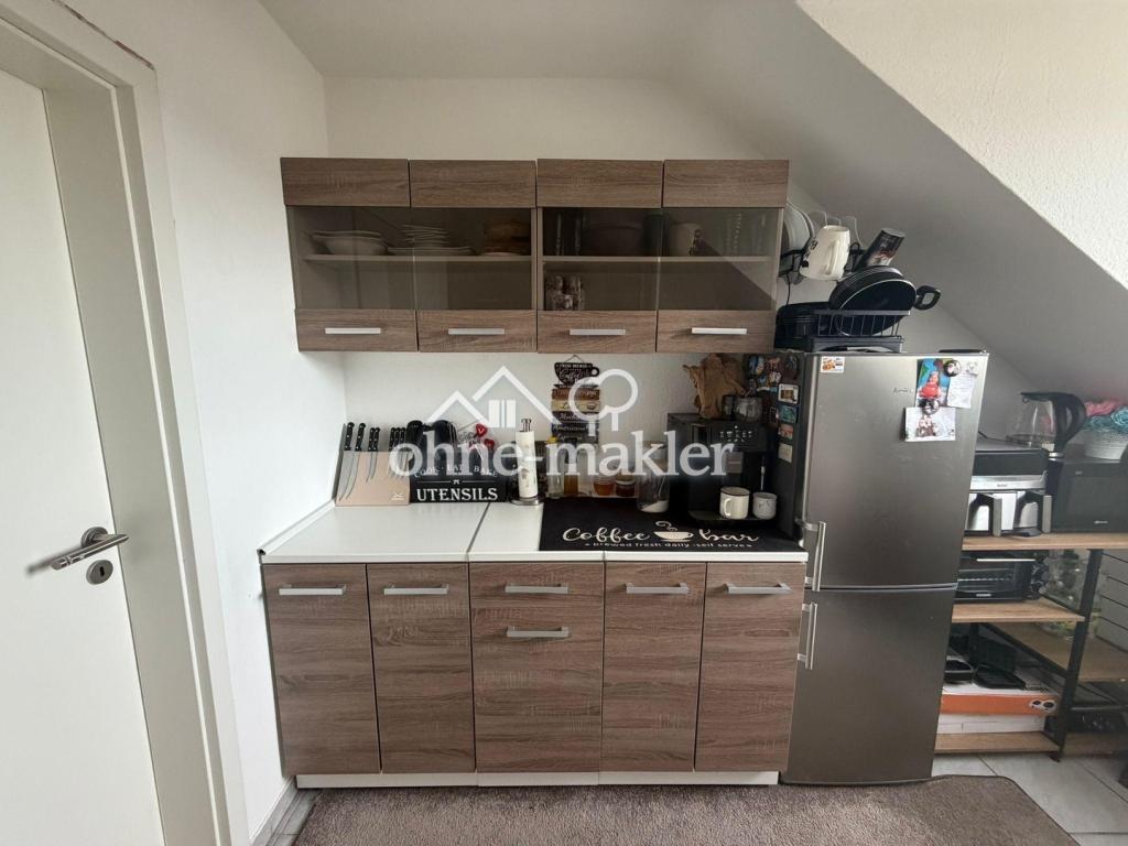 3-Zimmer-DG-Wohnung mit saniertem Tageslichtbad - Photo 1