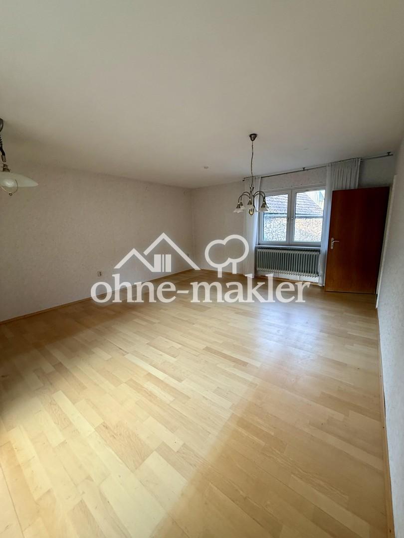 In Renovierung – großzügige Erdgeschosswohnung mit großer Terrasse, Platz für Familie & Hund - Photo 4
