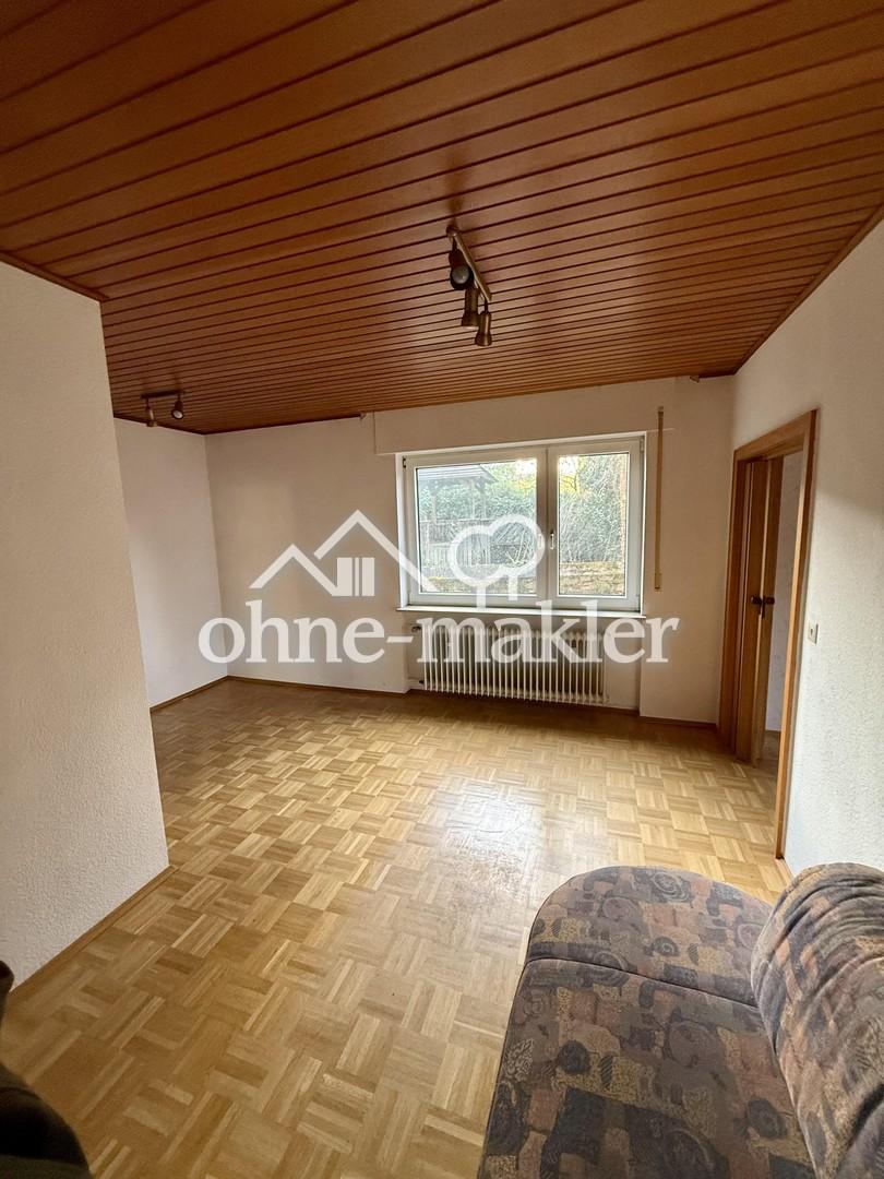 In Renovierung – großzügige Erdgeschosswohnung mit großer Terrasse, Platz für Familie & Hund - Photo 3