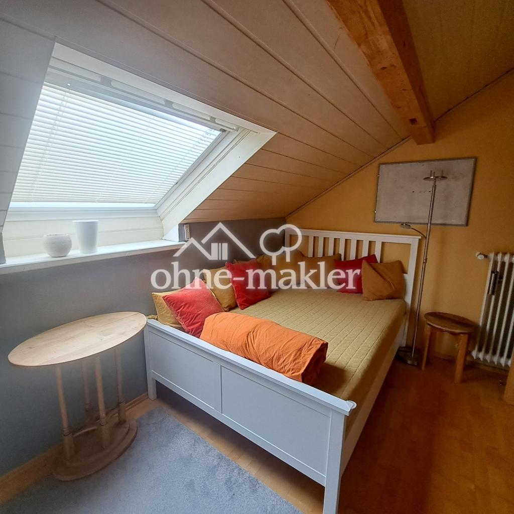 Gepflegte DG Wohnung für 1-2 Personen mit Terrasse + Gartennutzung - Photo 5