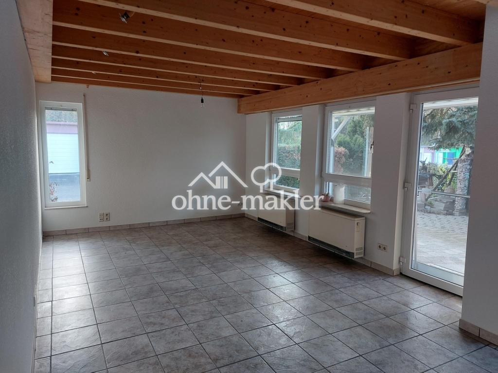 Schöne 4-Zimmer-Erdgeschosswohnung mit Terrasse, Einbauküche und Stellplatz in Neckarsulm - Photo 1