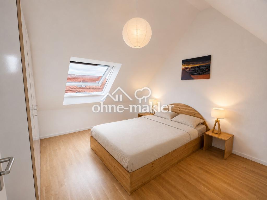 Helle 3,5 Zimmer Maisonette Wohnung mit Dachterrasse, TG-Stellplatz und guter ÖPNV-Anbindung - Photo 3