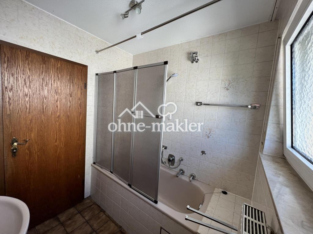 Sonnige 4-Zimmer-Wohnung mit Balkon - Foto 5