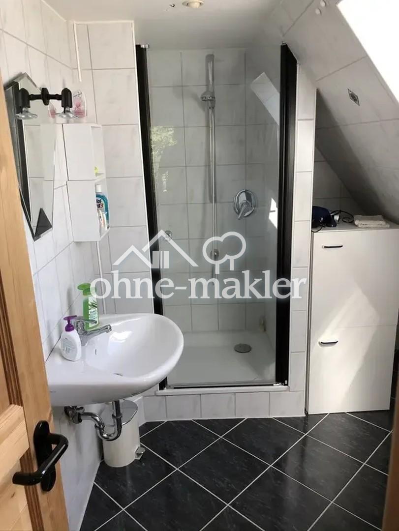 Das Beste aus zwei Welten: Grüne Oase in zentraler Lage Adresse - Foto 3