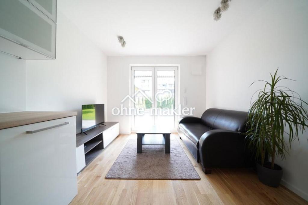 NEUBAU 2023 ☼ Einziehen nur mit Ihren Koffern ☼ möblierte 2-Zimmer- Wohnung ☼ großem Garten ☼ - Photo 1