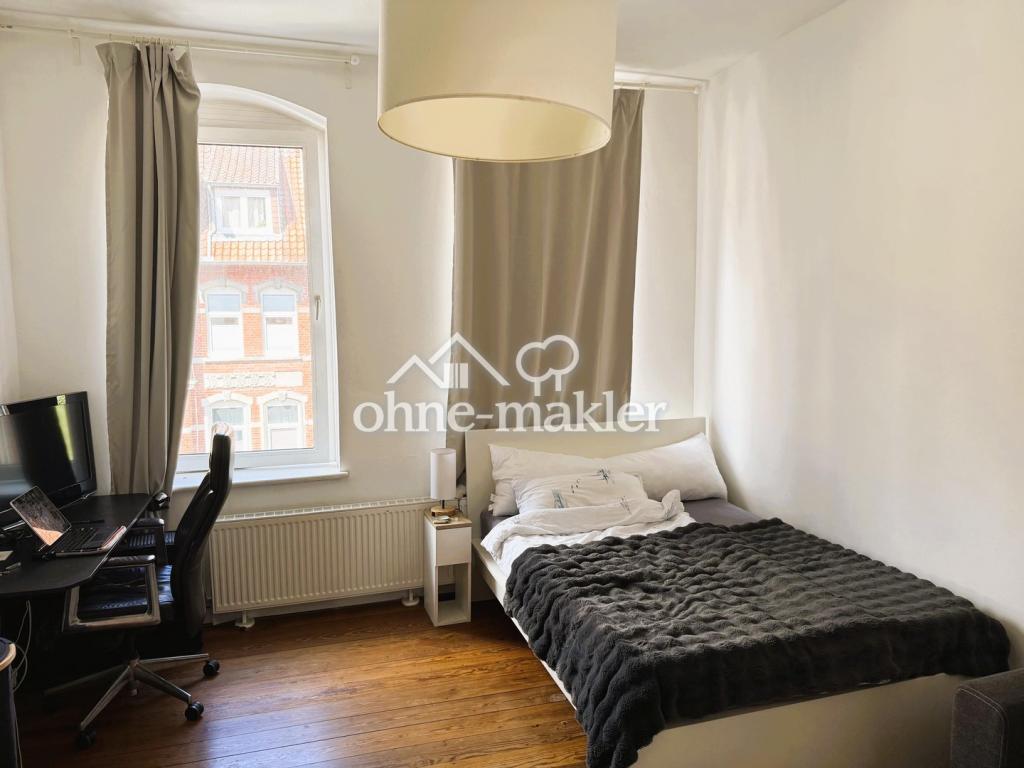 Altbau 3,5 Zimmer mit Balkon nahe Bahnhof - Photo 1