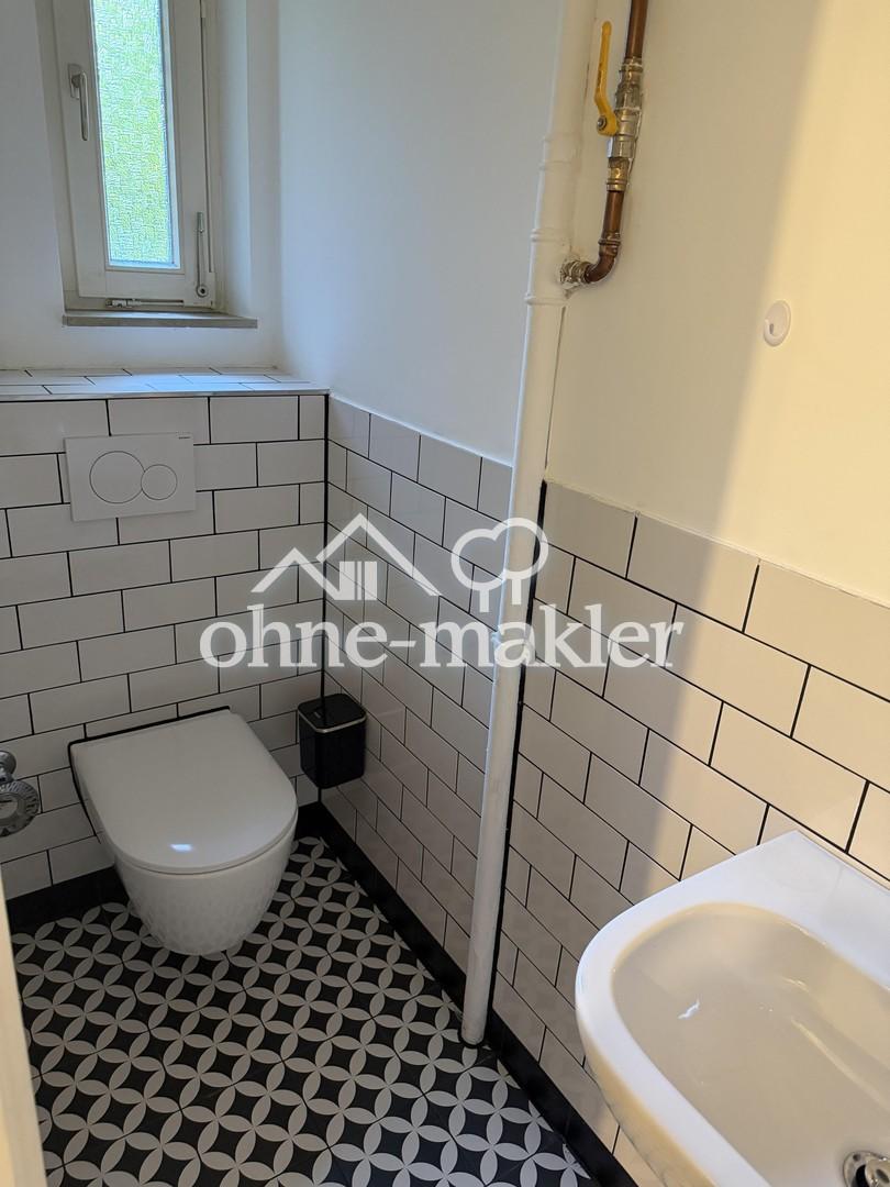 Ruhige Altbauwohnung mit eigenem Grün - Foto 2