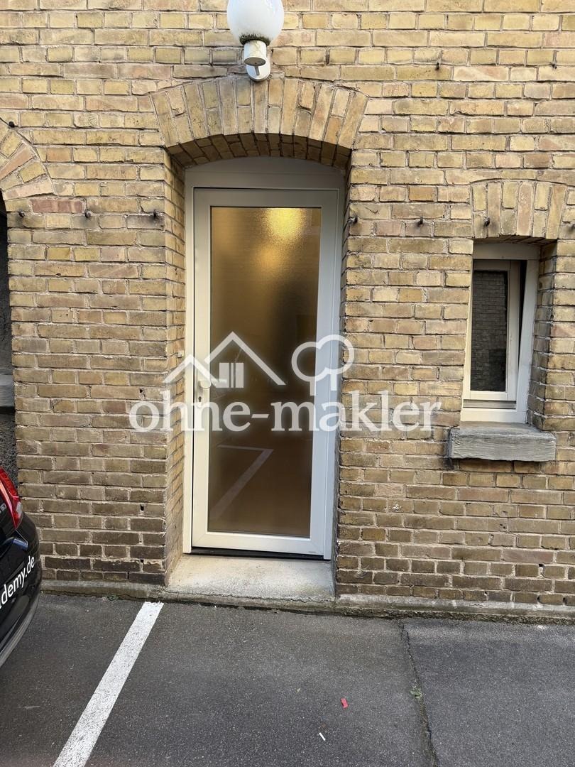 Ruhige Altbauwohnung mit eigenem Grün - Foto 5