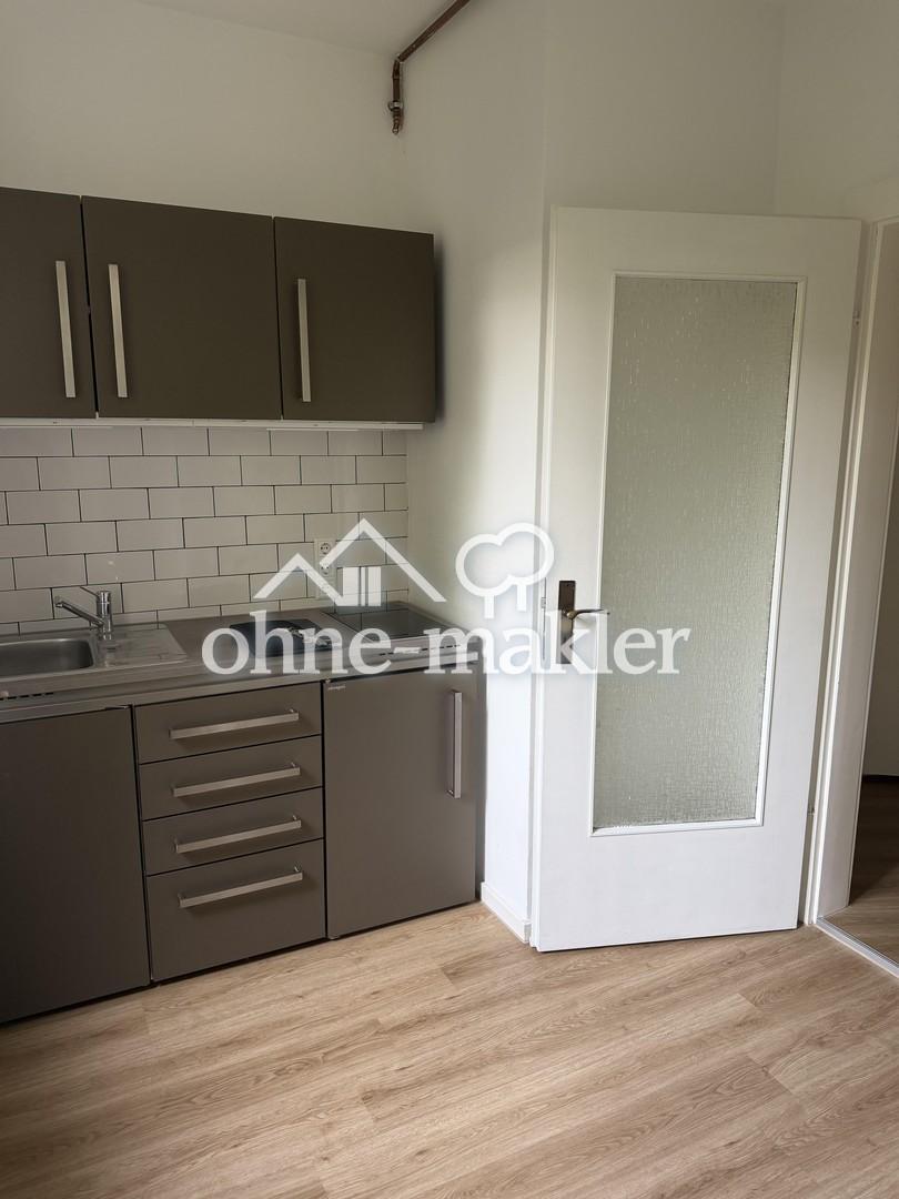 Ruhig & lichtdurchflutet – Altbau-Wohnung im Hinterhof - Photo 2