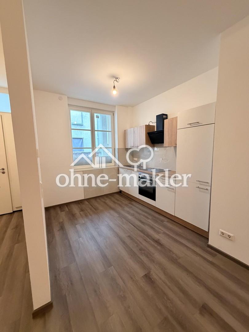 Gepflegte und Sanierte 2,5-Zimmer Wohnung im EG in Pforzheim inkl. EBK und Fußbodenheizung - Photo 1