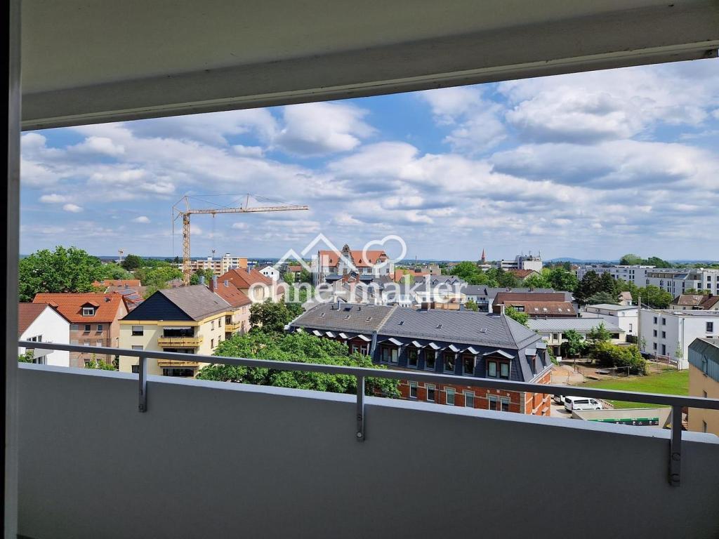 Neu Renovierte 2 Zimmer Wohnung mit Balkon - Photo 3