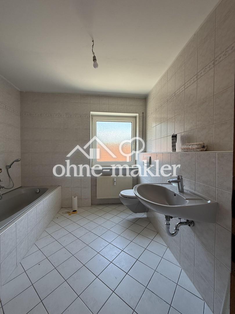 Schöne 3 Zimmer Wohnung mit Stellplatz! - Foto 4