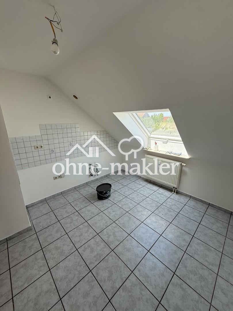 Schöne 3 Zimmer Wohnung mit Stellplatz! - Foto 2