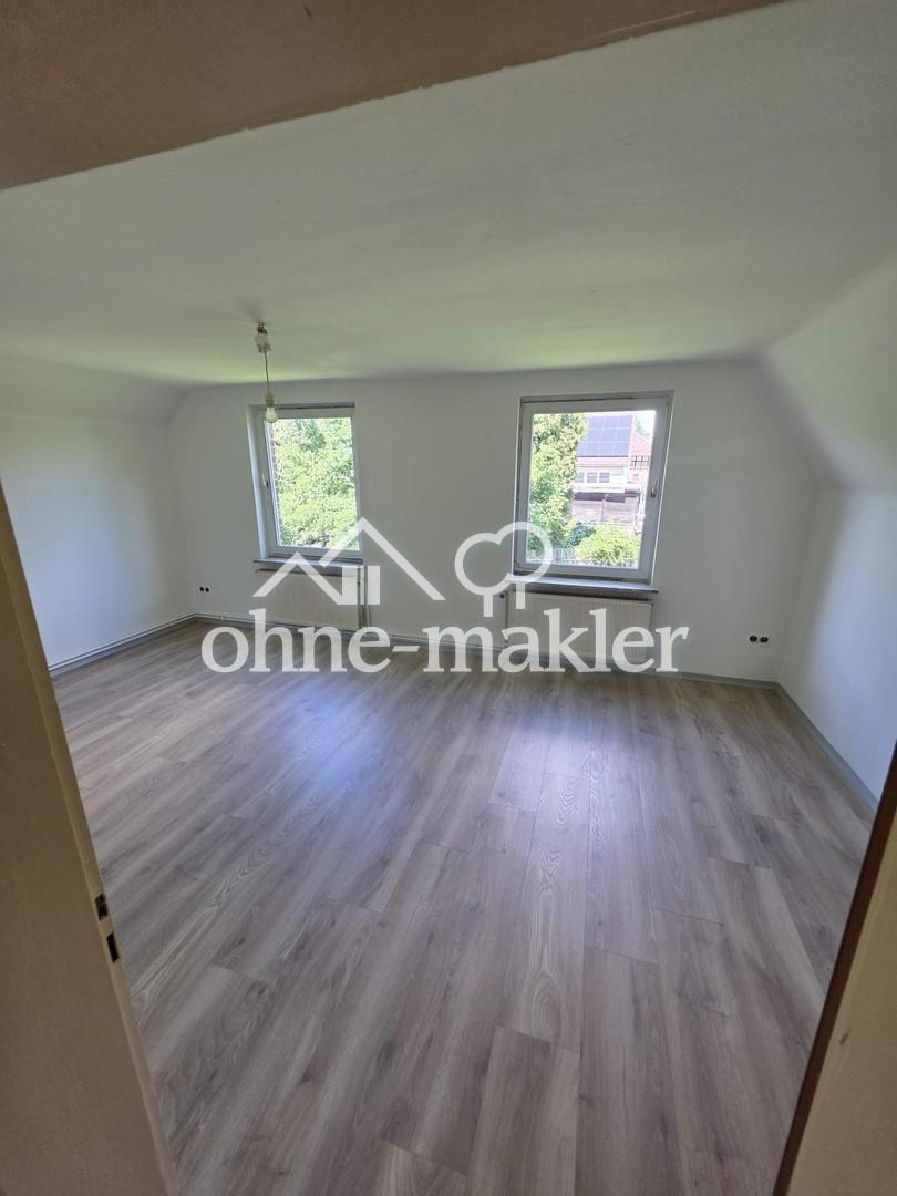 Lichtdurchflutete 2-Zimmer-Wohnung mit kleinem Gartenanteil in Emmerstedt - Neu renoviert - Foto 1