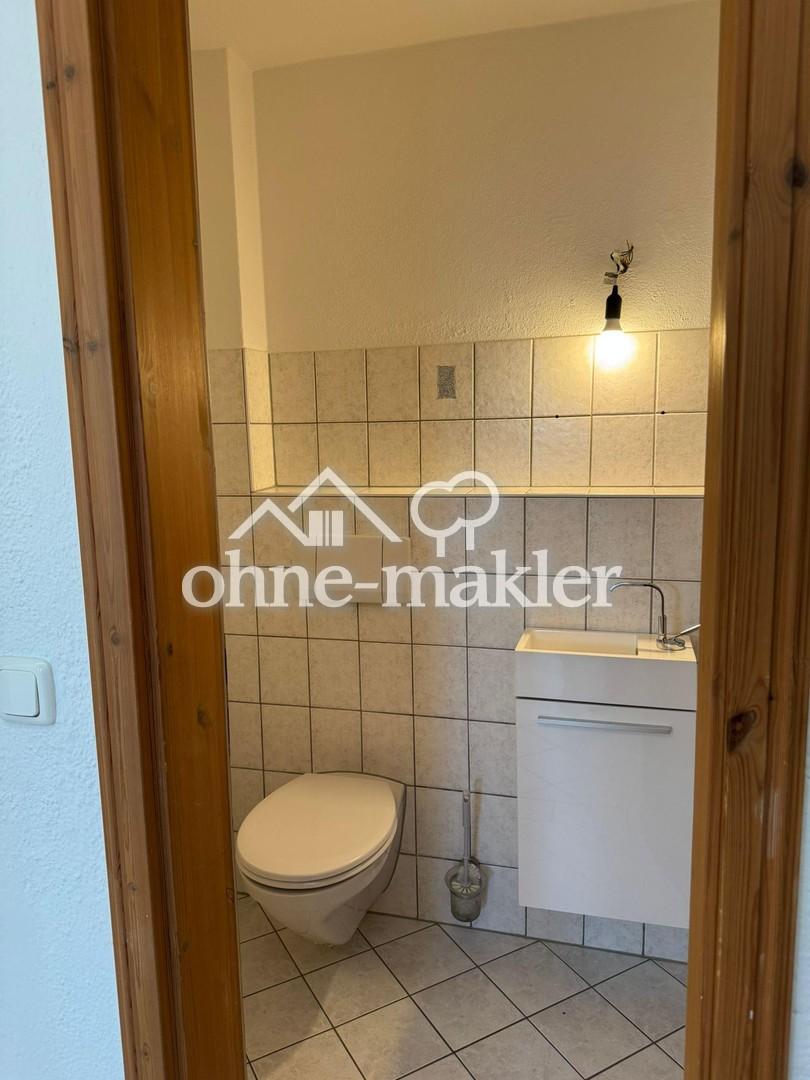 Schöne 3,5-Zimmer Wohnung mit Balkon in Königsdorf-Osterhofen - Foto 2