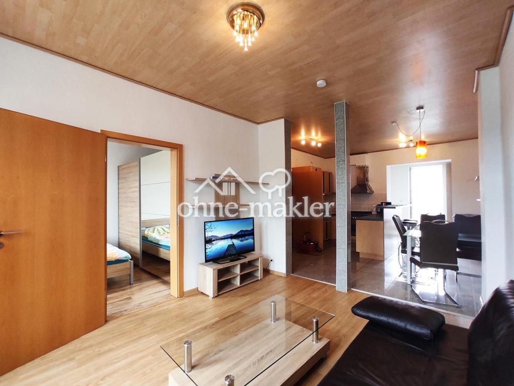 Möbilierte Wohnung im Zentrum, herrlicher Blick vom Balkon - Photo 2
