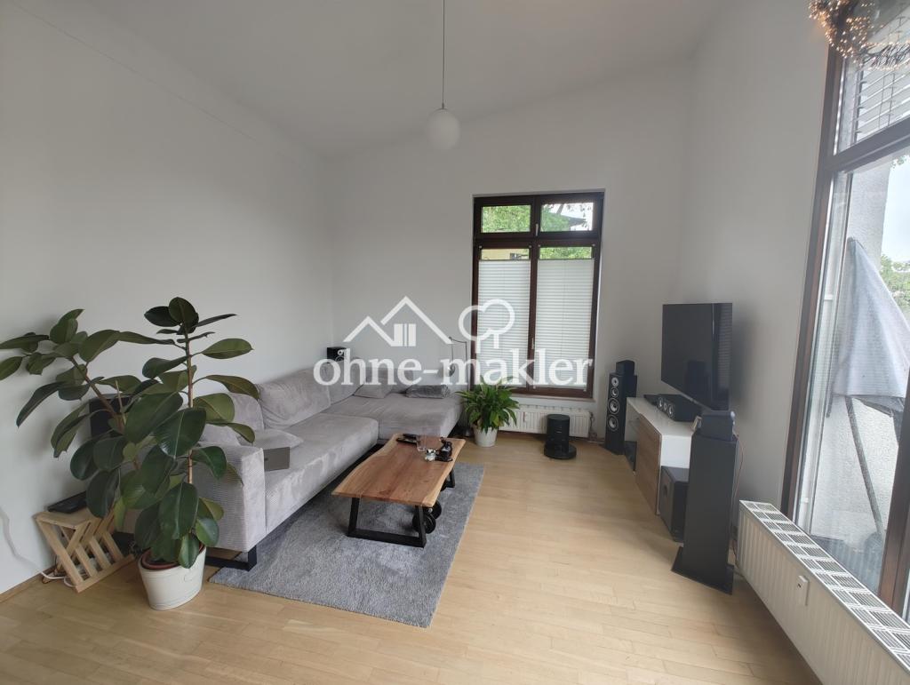 Lichtdurchflutete 2-Zi-Whg. mit großer Süd-Dachterrasse in TOP-Lage inkl. Einbauküche - Photo 1