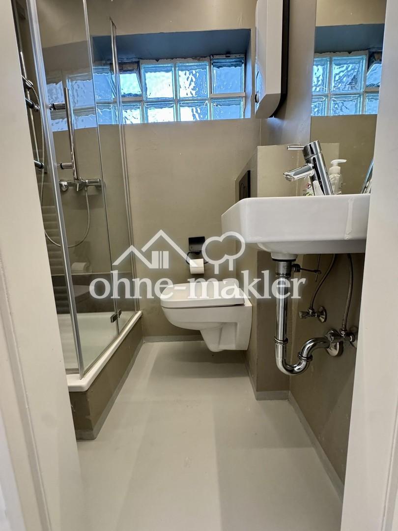 Exklusives Hinterhof-Loft mit Garten, Terrasse & Galerie | Erstbezug | Flingern - Photo 5