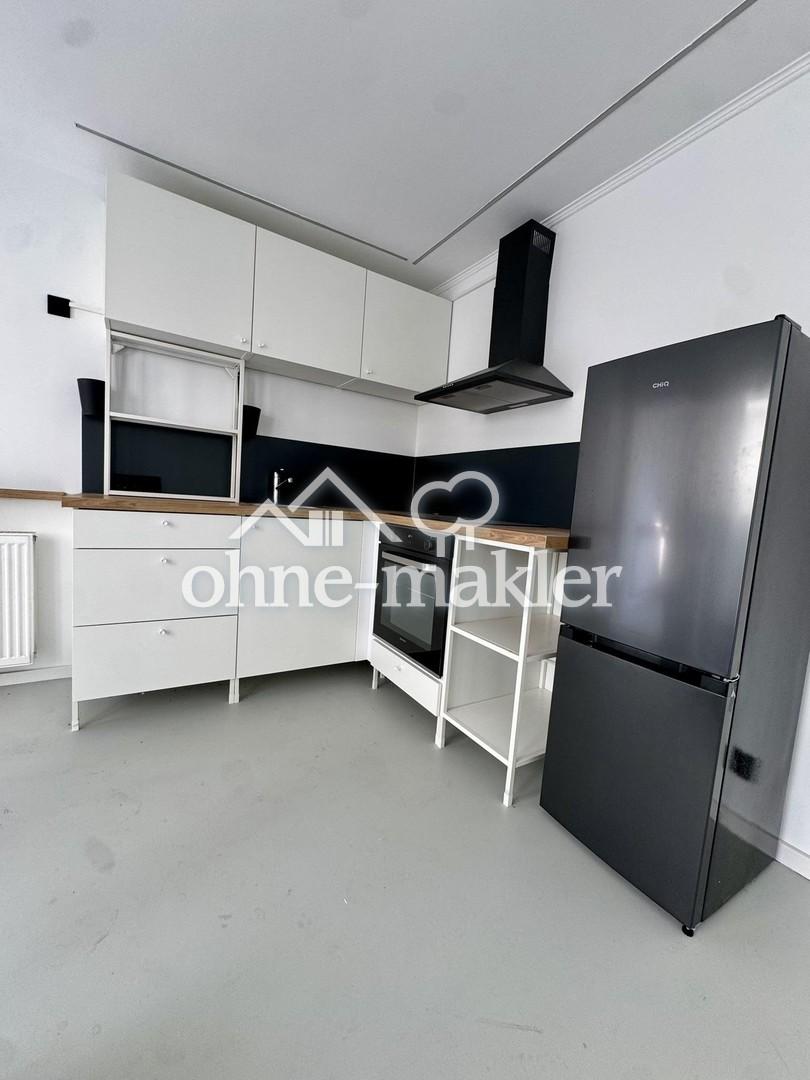 Exklusives Hinterhof-Loft mit Garten, Terrasse & Galerie | Erstbezug | Flingern - Photo 3