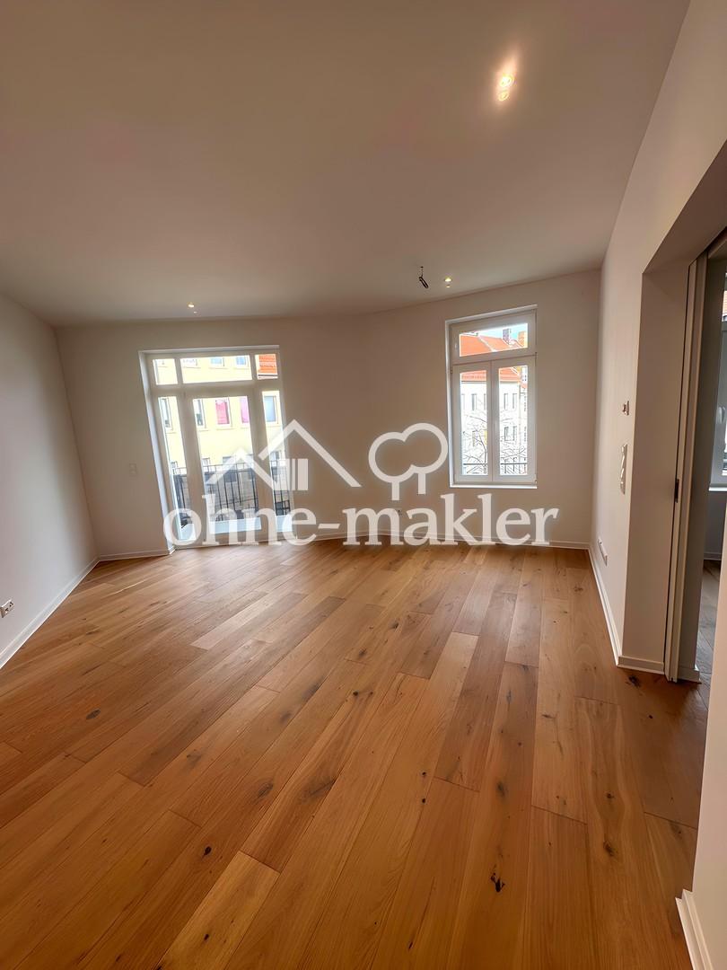 Erstbezug nach Sanierung – Traumhafte 2,5-Zimmer-Wohnung mit Balkon & Einbauküche im Bülowviertel - Foto 2