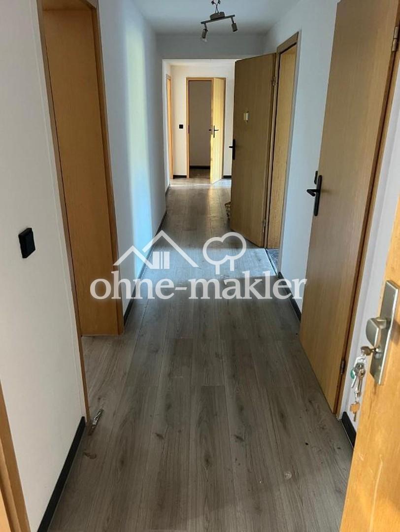 4-Zi. Whg. 82,0qm vollständig renoviert im 3. OG, ab 01.08. frei - Foto 2