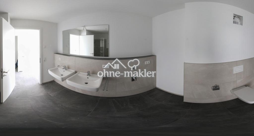 moderne 2,5 Zimmerwohnung mit Lift, EBK und Balkon - Photo 2