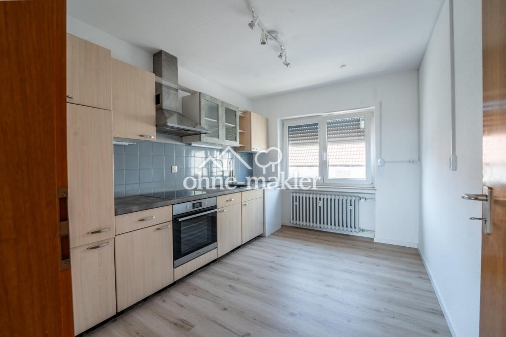Helle 4 Zimmer Wohnung mit Küche, Süd-Balkon und Klimaanlage - Photo 4