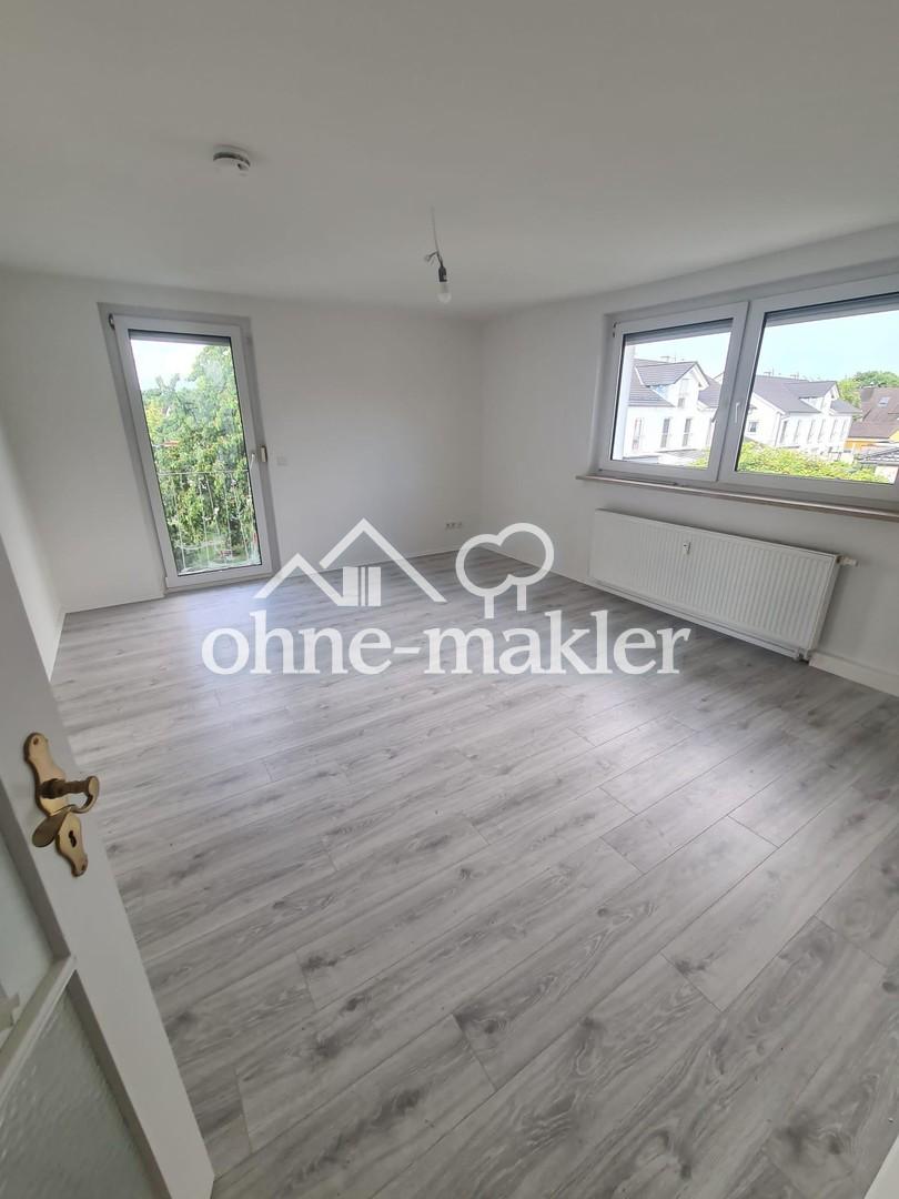 Gepflegte 4-Zimmer-Wohnung mit Balkon und Garten - Photo 1