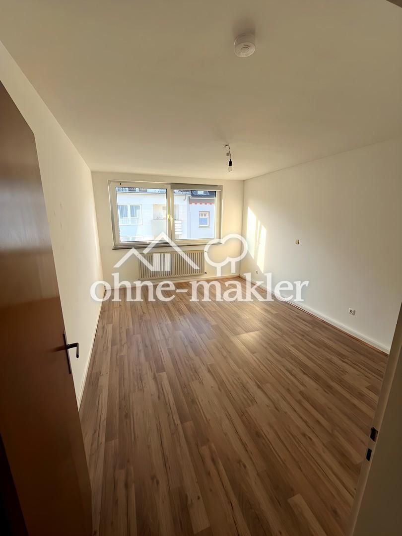 Helle 4-Zimmer-Wohnung mit 2 Balkonen und 2 Bädern in zentraler Lage - Photo 3