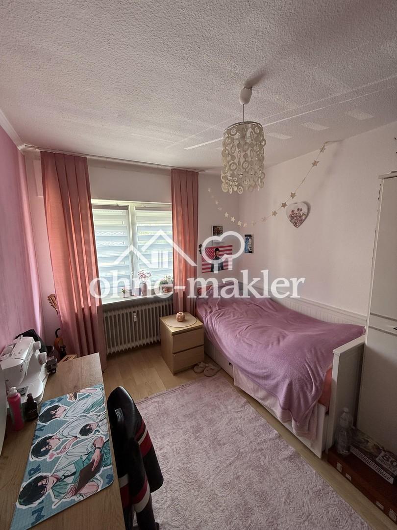 Stilvolle 4-Zimmer-Wohnung mit Balkon, Garage & Keller in ruhiger Wohnlage - Photo 3